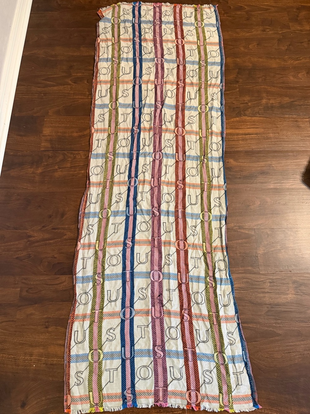 TOUS Legacy Jacquard Foulard Beige Multicolor Scarf Rectangle